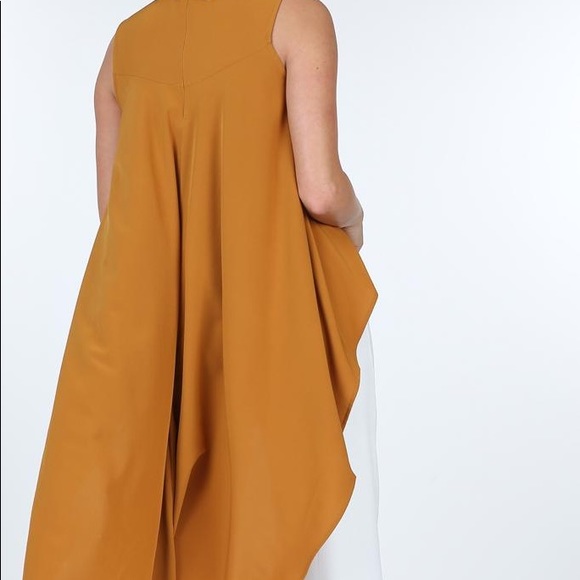 Tops - Picture 5 of 7